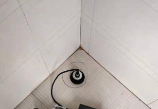 永济卫生间漏水维修之 loft 夹层储藏室毗邻暗管渗水哪家好，推荐诚匠小爱修缮